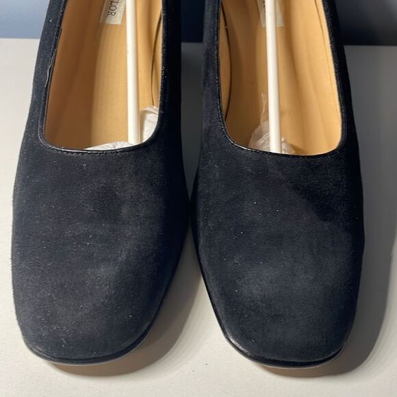 Ann Taylor Black Suede Slip On Block Heels Size 9 - Picture 2 of 9